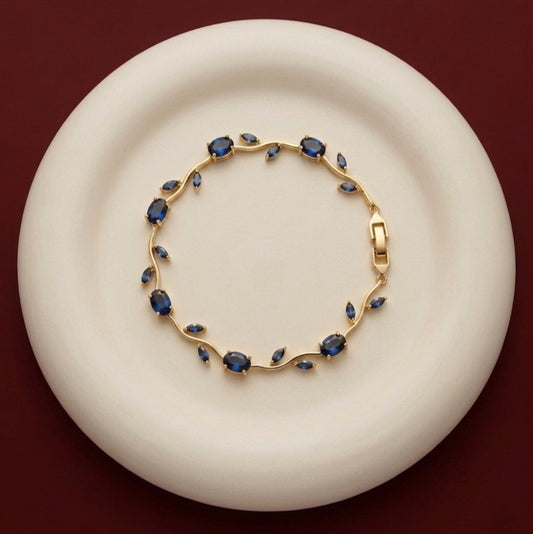 Midnight Bloom - Tulip bracelet