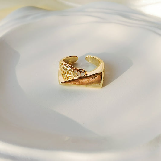Hexanet Ring