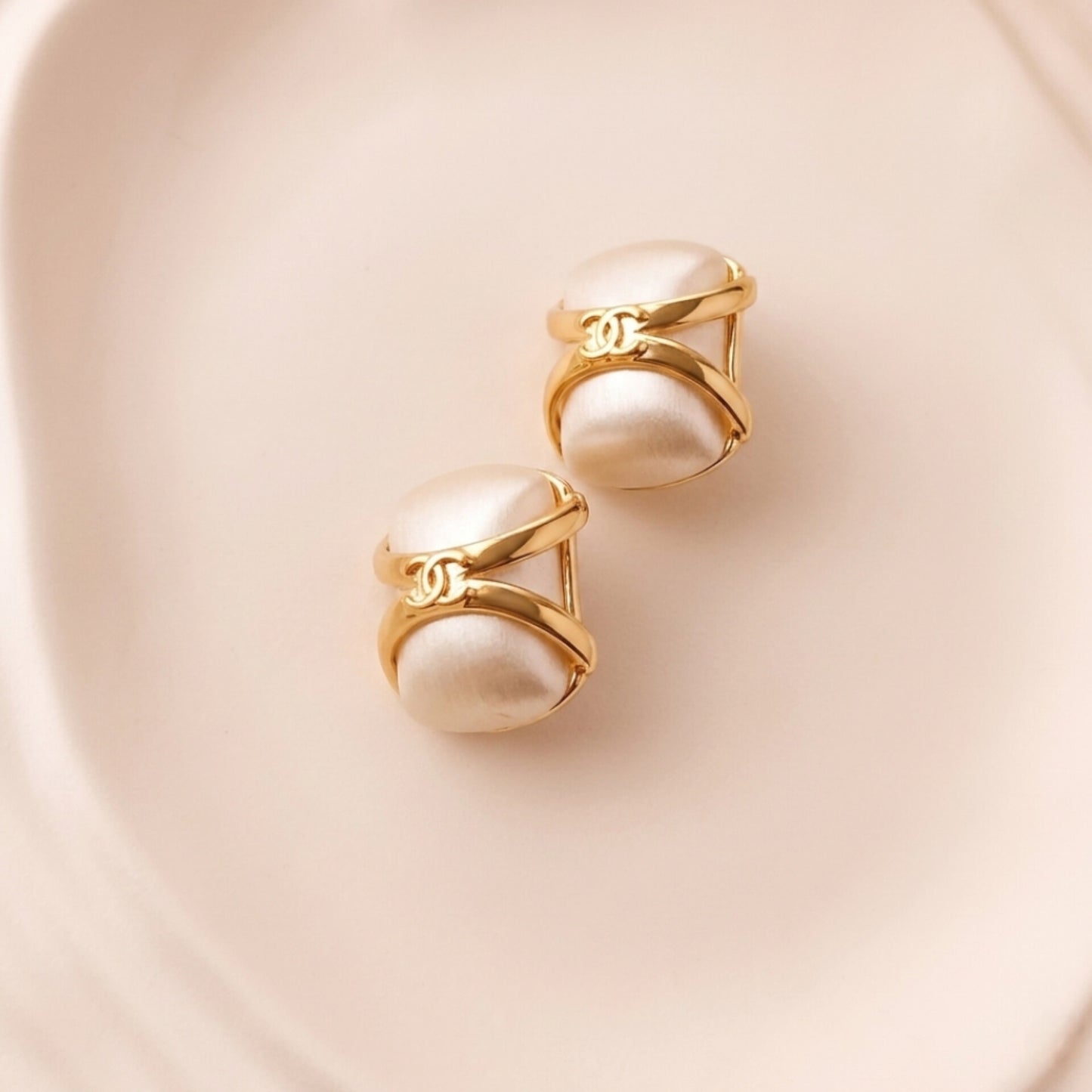 Luxe Dome Studs Earrings