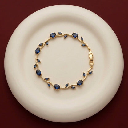 Midnight Bloom - Tulip bracelet