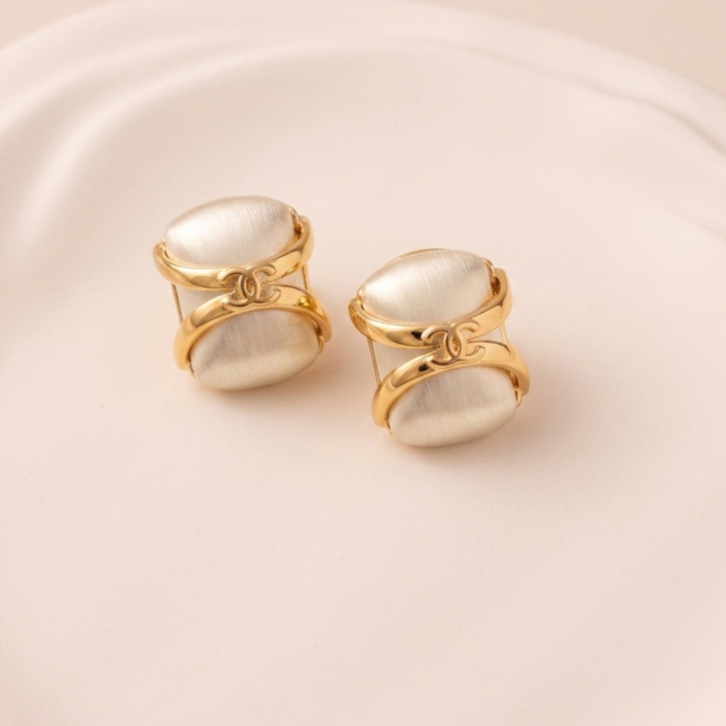 Luxe Dome Studs Earrings